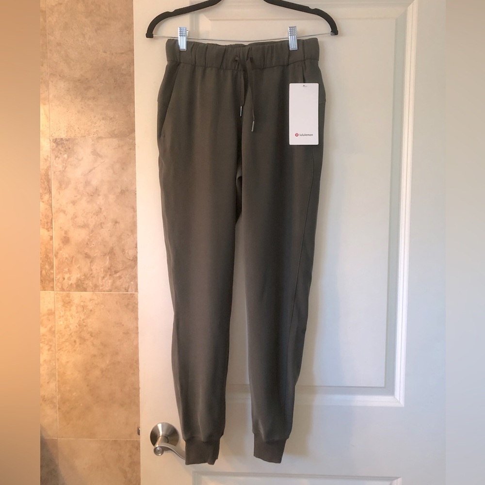 Lululemon Green Joggers